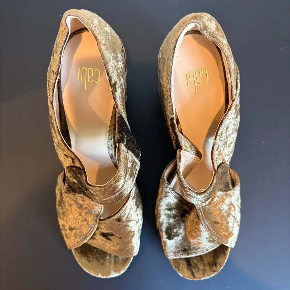 Cabi - Suede Wedges